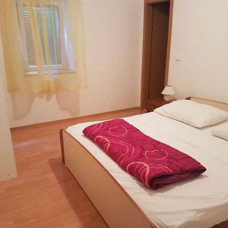 Apartment Bruno-Centre Of ชิเบนิก ภายนอก รูปภาพ